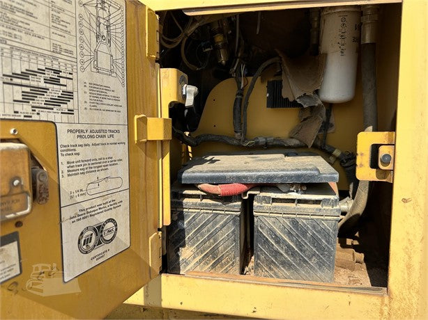 2004 DEERE 700H LGP Crawler Dozer
