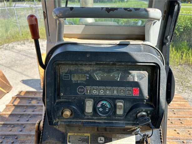 2004 DEERE 700H LGP Crawler Dozer